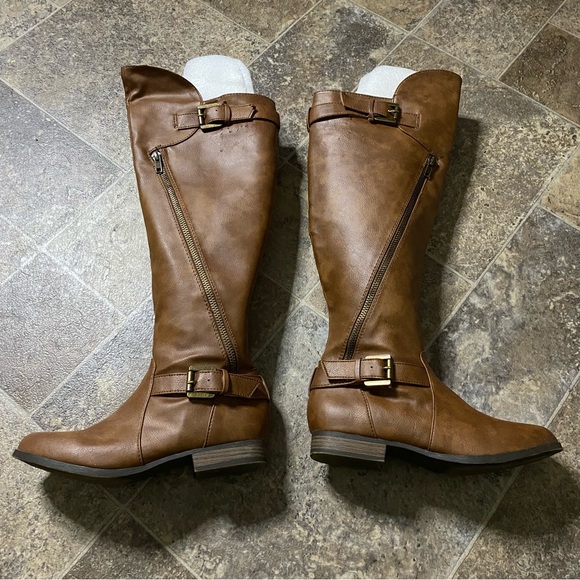 Brown High Knee Boots Charlotte Russe - Picture 14 of 15